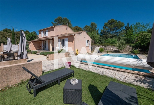 Villa in the heart of the garrigue in Nimes