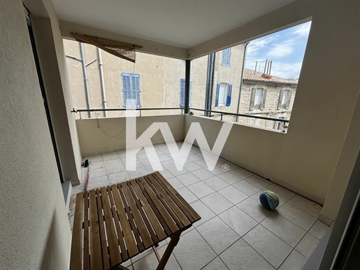 Apartment 74 m2 with terrace and garage in Nimes