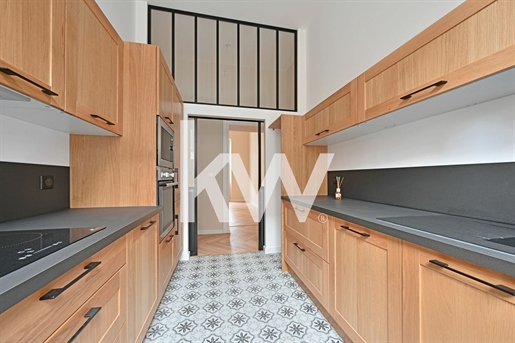 Spacious renovated F5 apartment (113 m²) in the city center of
