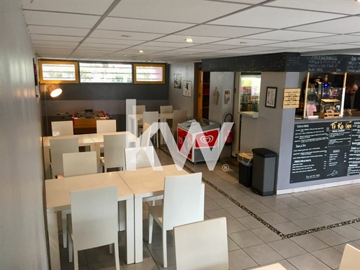 Local Commercial Nimes 103 m2