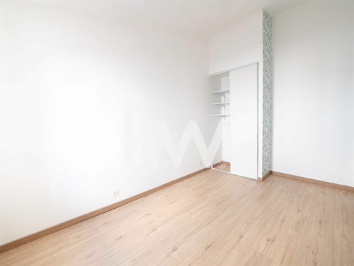 Nimes: 71-sqm three-bedroom flat for sale