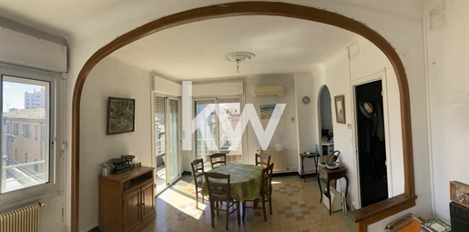 Nîmes: appartement van 70 m² te koop met terras en garage