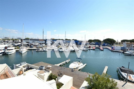 Sale of a T3 apartment 49 m² in Port Camargue