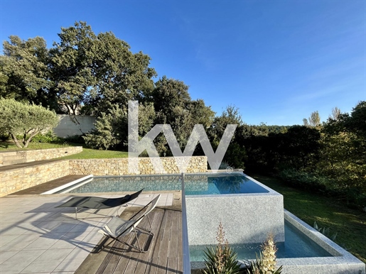 For sale: 220-sqm four-bedroom house in Aubussargues