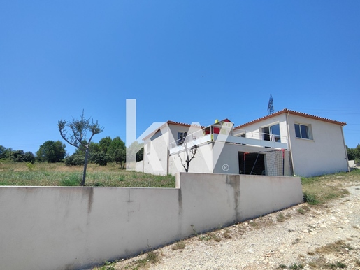 Villa 140m2 with open views in Combas