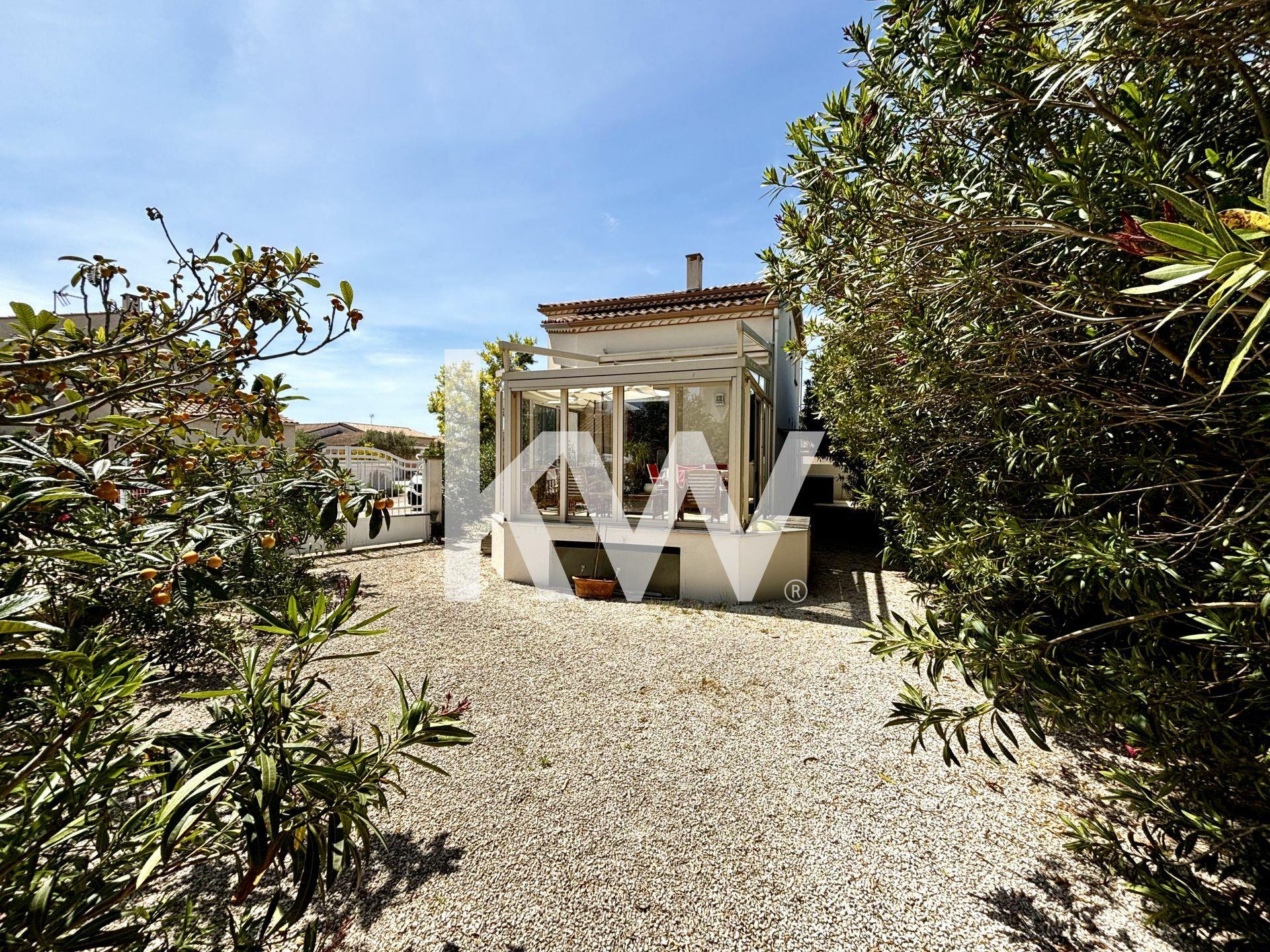 For sale: 124-sqm three-bedroom house in Aigues Mortes