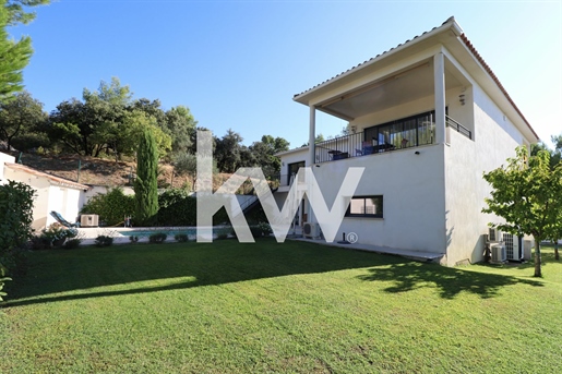 Villa 173 m² with pool for sale in Caveirac