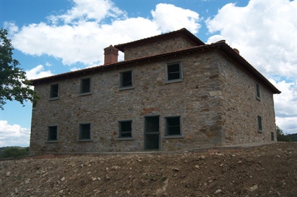 Rustico/Casale/Corte di 457 m2 a Civitella in Val di Chiana