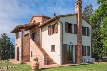 Rustico/Casale/Corte de 350 m2 en Castiglione del Lago
