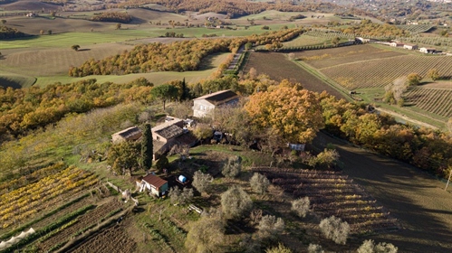 Maison de campagne / ferme / cour de 360 m2 à Chianciano Terme
