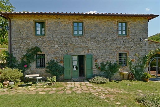 Rustico/Casale/Corte von 300 m2 in Gaiole in Chianti