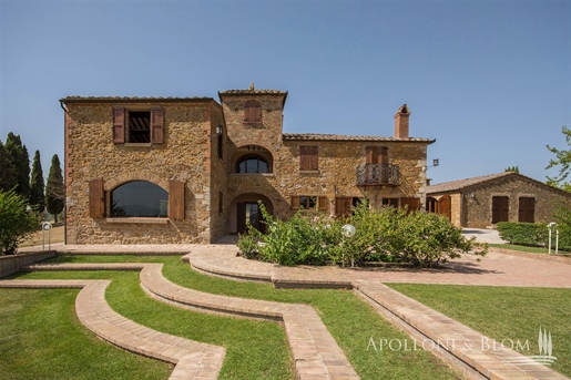 Casa de campo/casa rural/patio de 960 m2 en Montepulciano