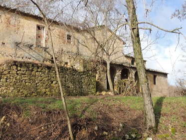 Landhaus von 600 m2 in Sarteano