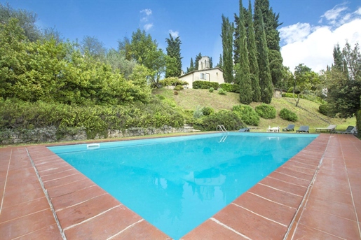 Villa oder Ferienhaus von 487 m2 in Siena
