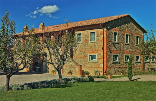 Ferme de 422 m2 à Pienza