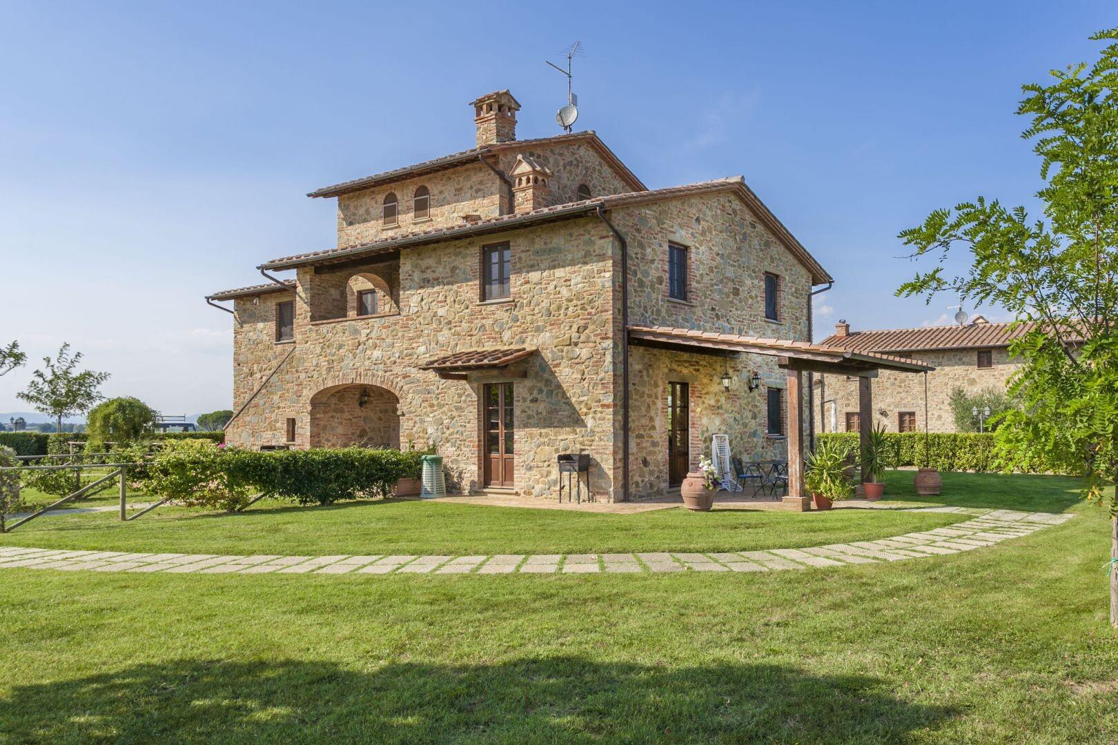 Casale La Leopoldina with pool, Cortona, Arezzo - Tuscany