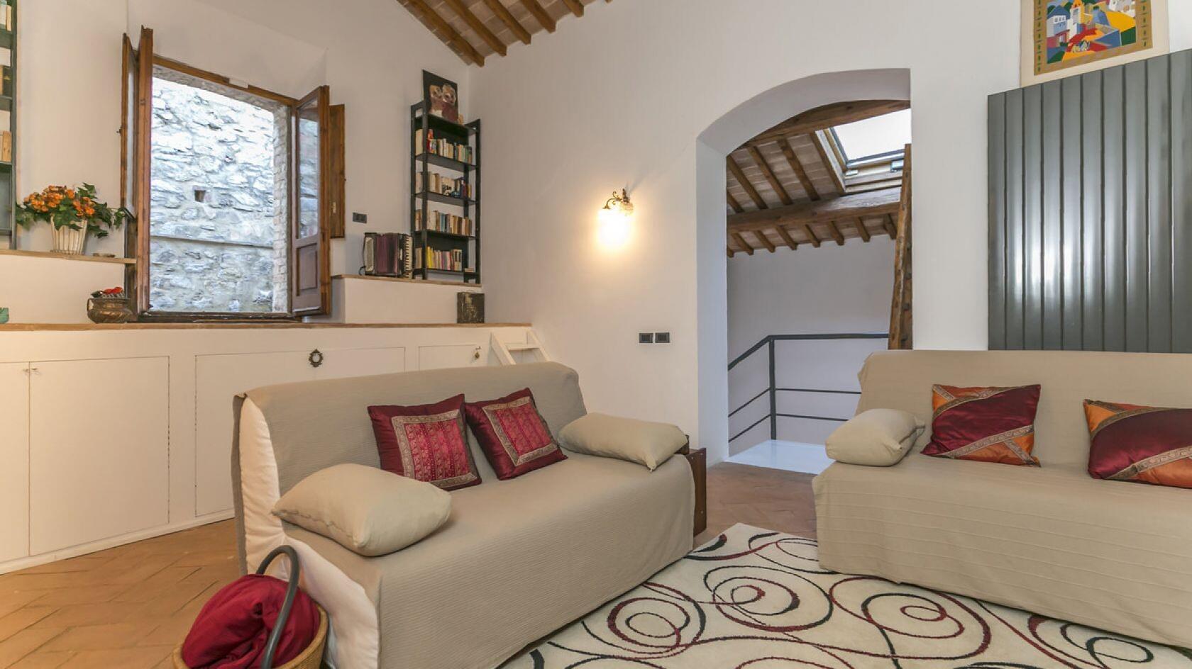Farmhouse of 1800, Murlo, Siena - Tuscany