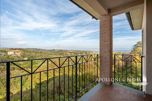 Open living room and panoramic loggias - Città della Pieve