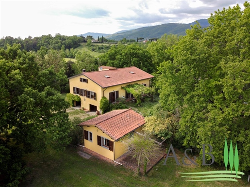 Villa o villino di 346 m2 a Terranuova Bracciolini