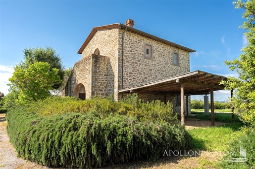 Rural/Ferme/Cour de 163 m2 à Cortona