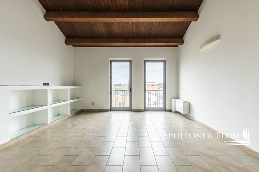 Apartament Istoric la Etajul 1 cu Vedere Spre Vale – Montepulciano