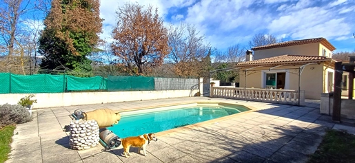 Saint-Cézaire-Sur-Siagne - belle villa provençale de 162m2 avec piscine