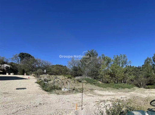 Chateauneuf De Gadagne Terrain Constructible De 368 M2