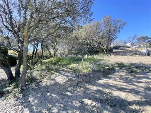 Châteauneuf De Gadagne Bouwgrond van 232 m2