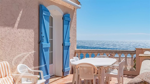 Villa provençale en front de mer et plage à pied
