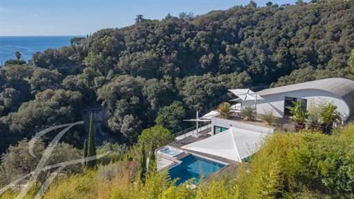 Uitzonderlijke architect villa met zeezicht en Cap d'Antibes