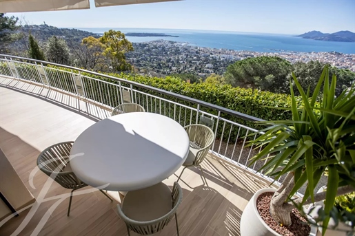 Height of Cannes Enchanting sea view splendid 2-bedroom flat