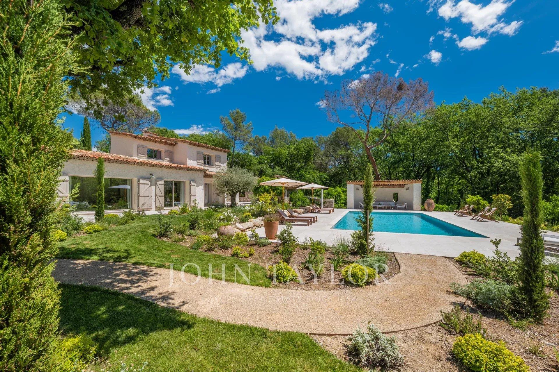 Provençal Elegance Meets Contemporary Luxury in Roquefort Les Pins