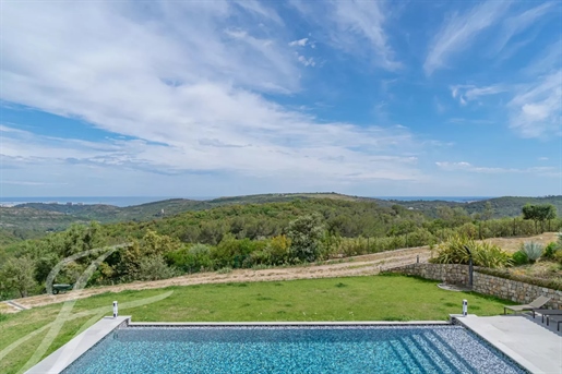 Roquefort-Les-Pins - Contemporary villa with large sea views