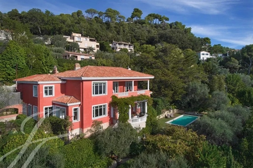 Grasse - Elegant villa med fantastisk havsutsikt