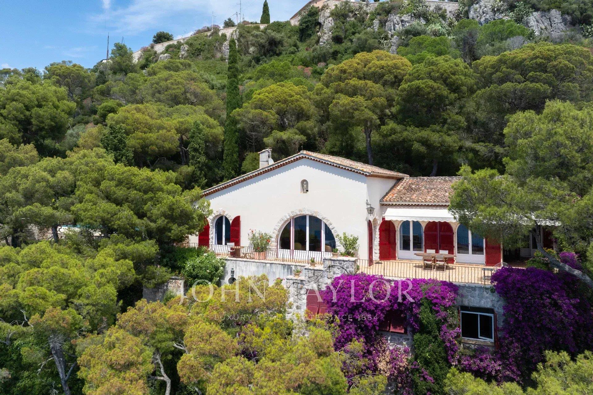 Lado Oeste De Cap-Ferrat