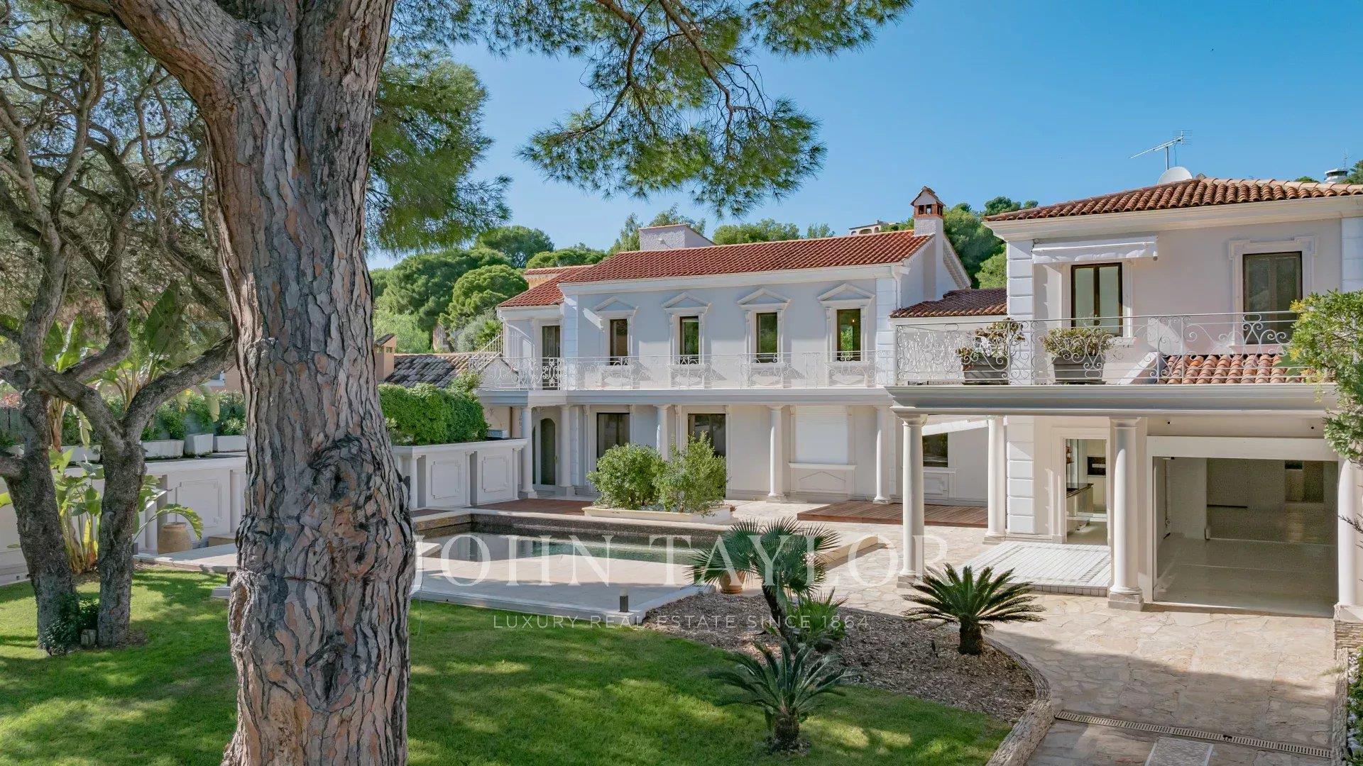 Precioso complejo inmobiliario en el Cap