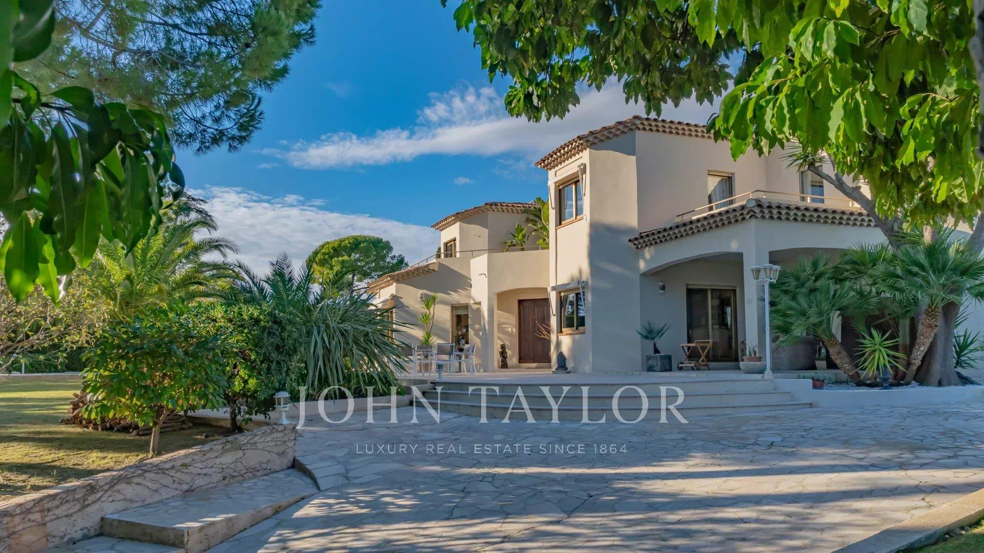 Maison à vendre, 241m², Nice