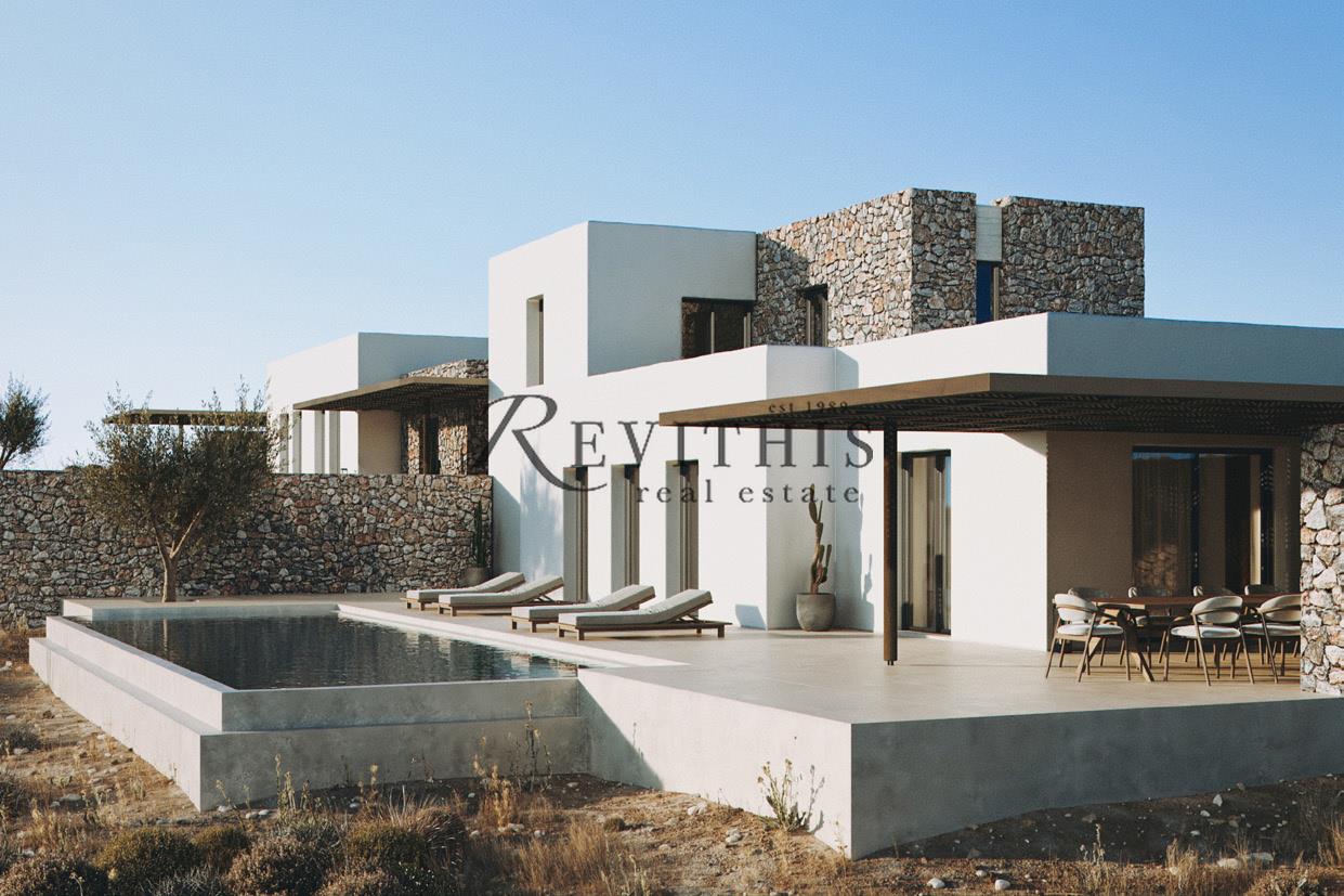 - Elegant 200 sqm Villa with Pool and Sea View in Paros
