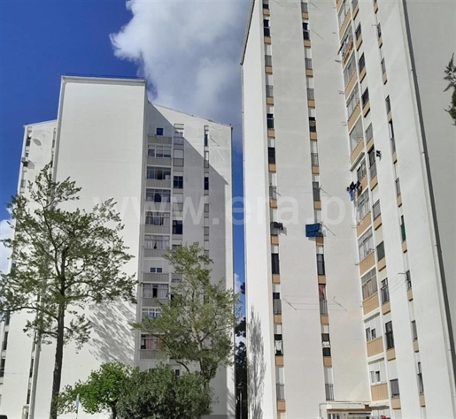 Apartment, 3 bedrooms, Almada, Laranjeiro e Feijó