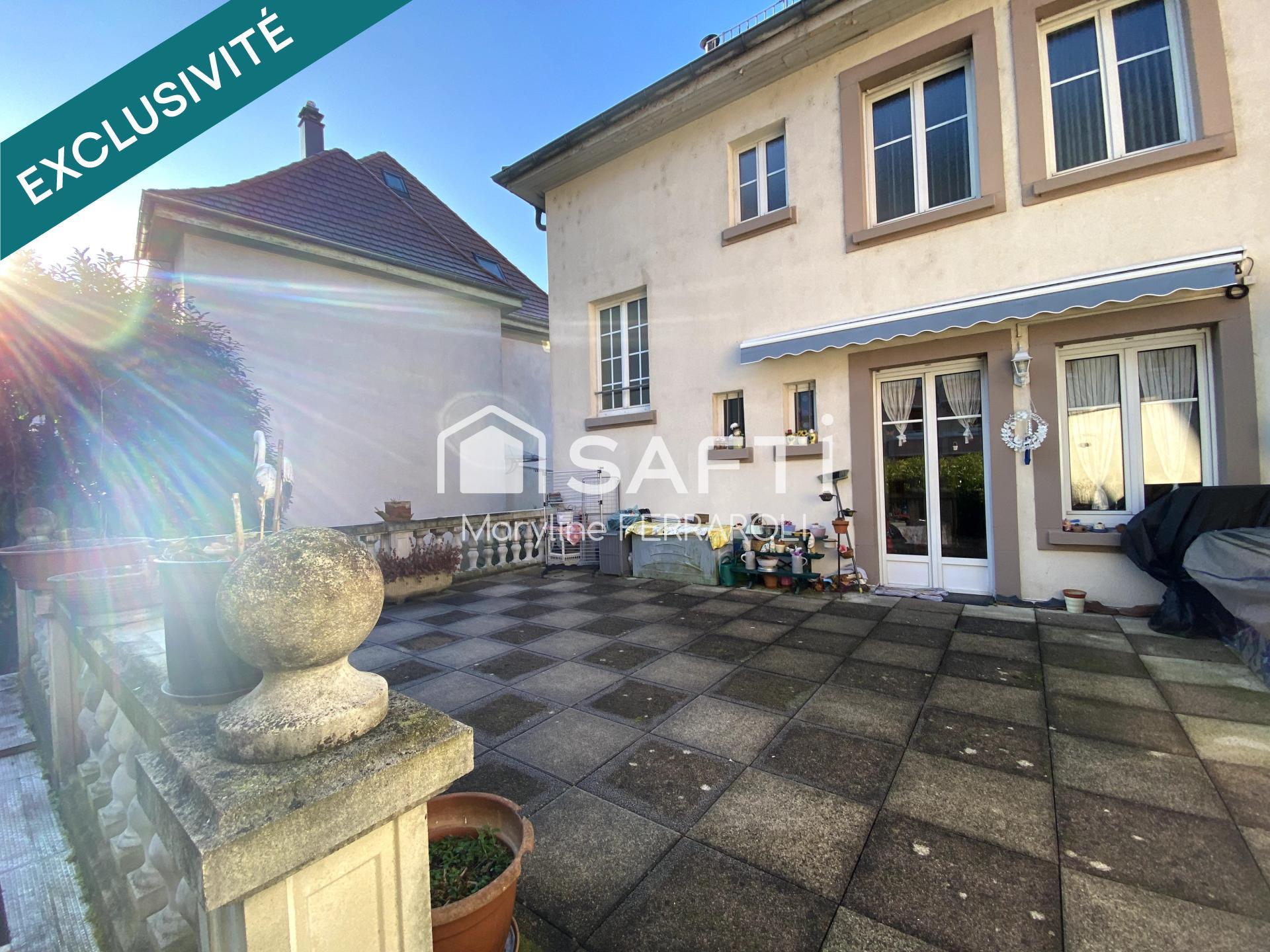 Purchase: Luxury property (67100)
