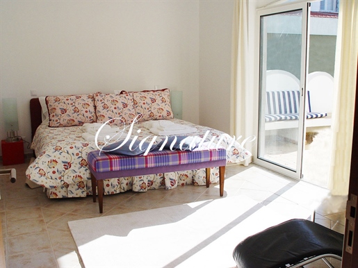 Real Opportunity Superbly renovated 4 bedroom Quinta in Sao Bras de Alportel on a lovely flat plot o