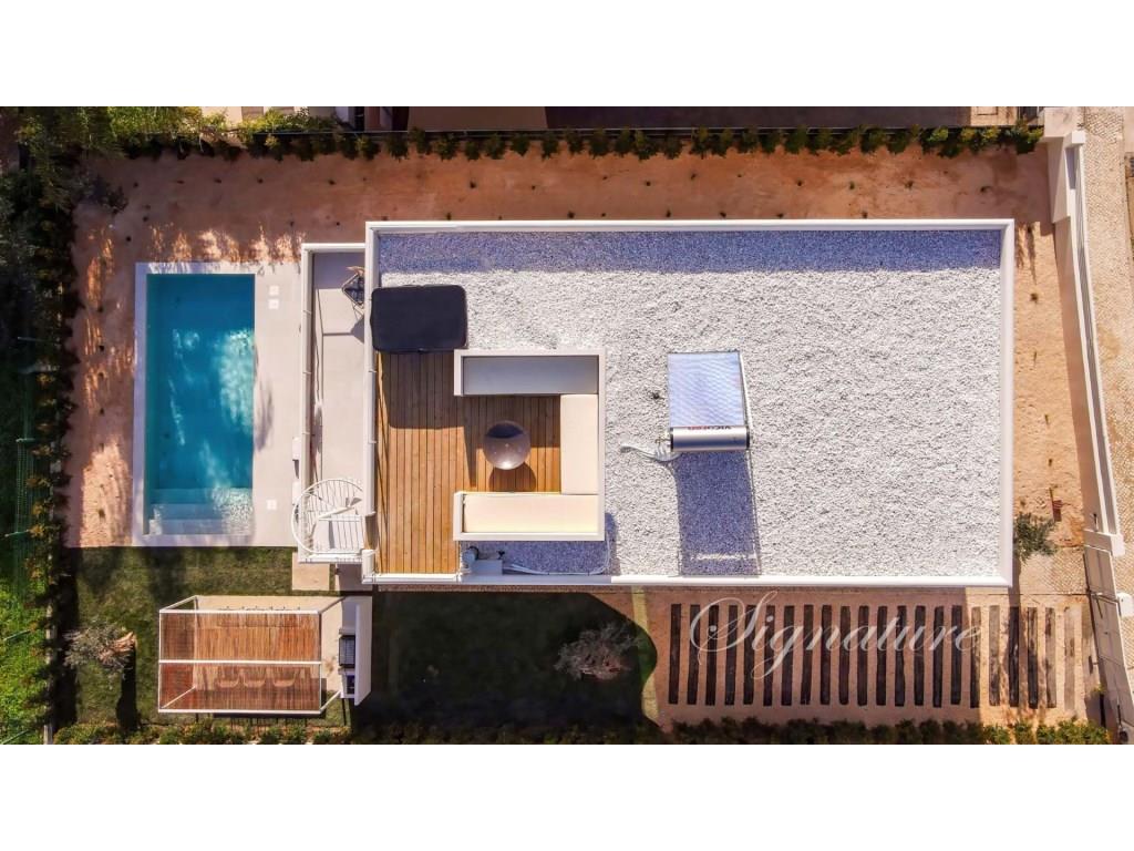 Newbuilt pleasant 3-bedroom villa close to Santa Barbara de Nexe - fully furnished
