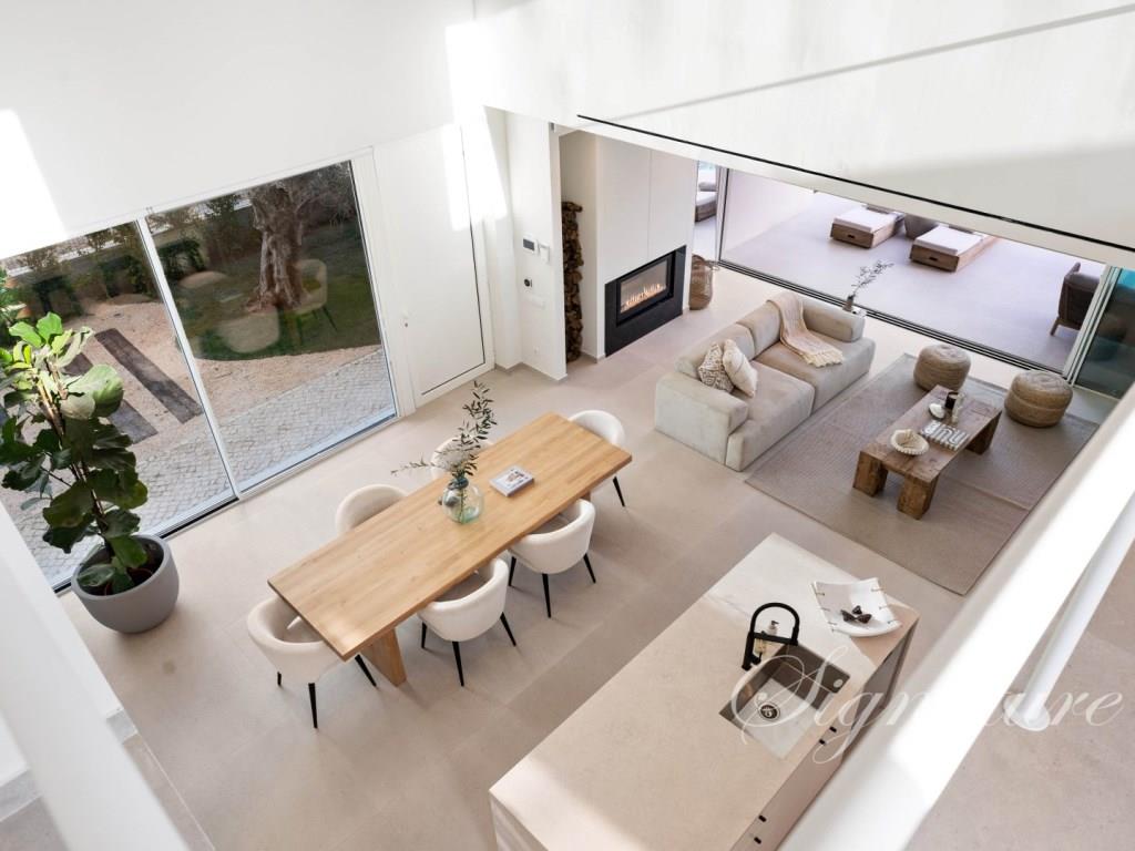 Newbuilt pleasant 3-bedroom villa close to Santa Barbara de Nexe - fully furnished