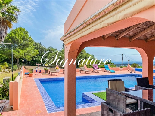 3 bedroom Quinta in Santa Barbara de Nexe with a capacity for extension and a marvelous sea view