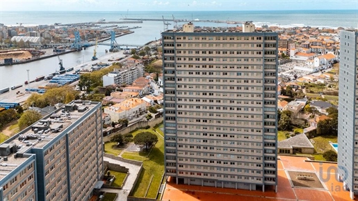 Appartement T1 à Porto de 75,00 m²