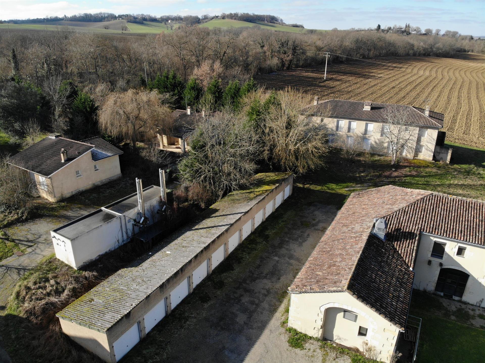 Superbe Propriété de Campagne pour Grand Projet
