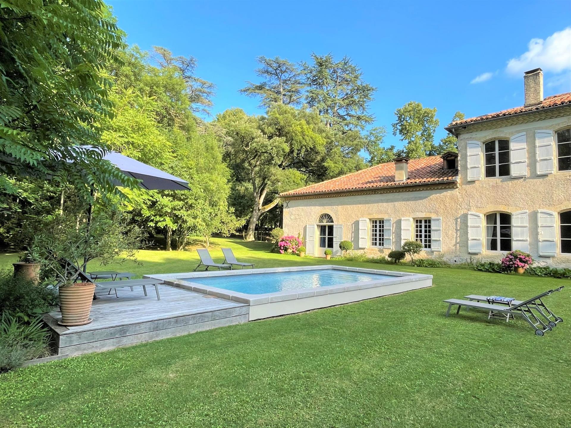 Exceptional historic estate on 6 hectares of picturesque countryside