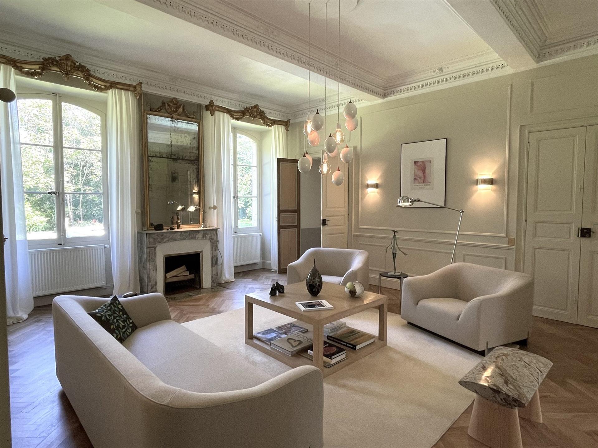 Exceptional historic estate on 6 hectares of picturesque countryside