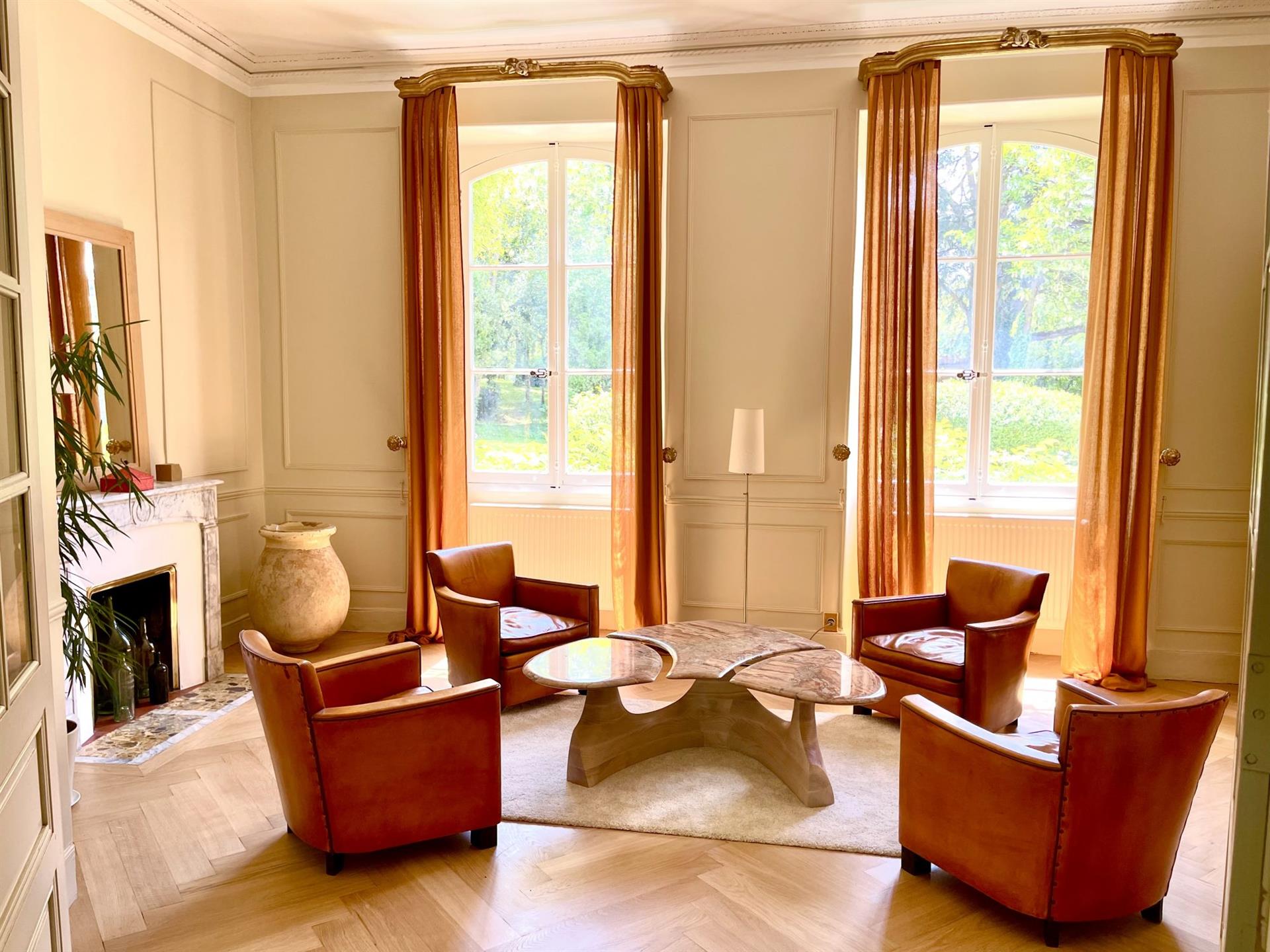 Exceptional historic estate on 6 hectares of picturesque countryside