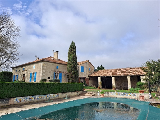 Charming Gascon Property with Pool and Outbuilding.